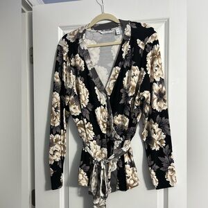 Isaac Mizrahi Black and Cream Floral Wrap Top